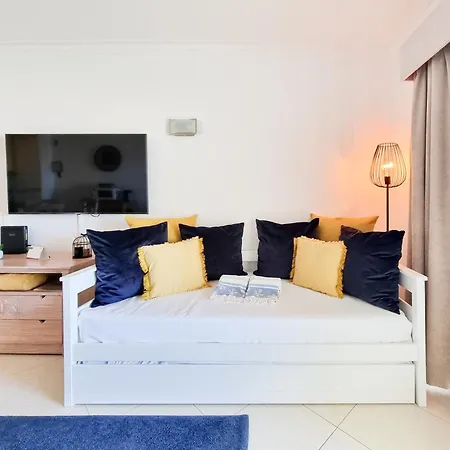 Marachique Elegant Apartament *